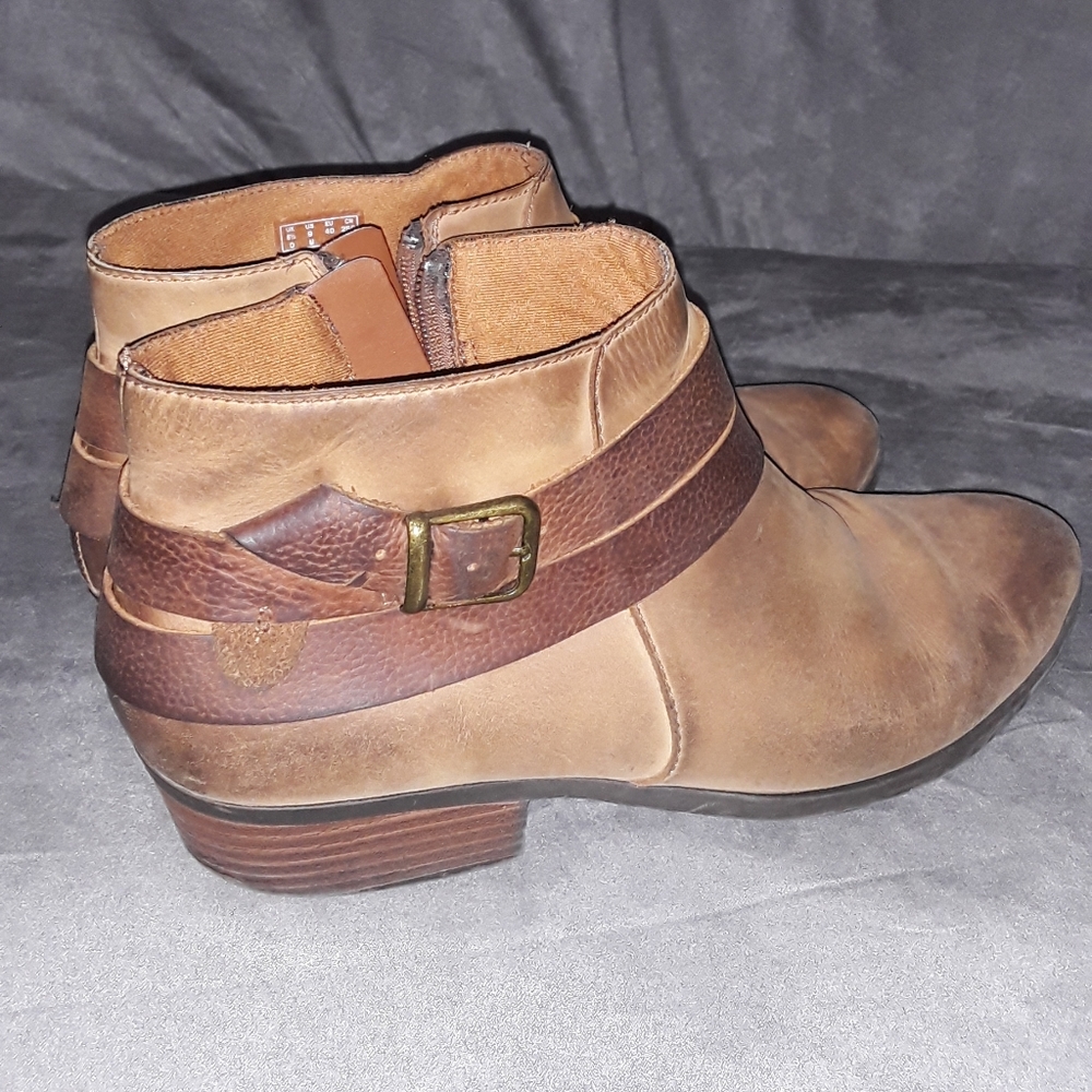 Clark's Ankle Boot Brown